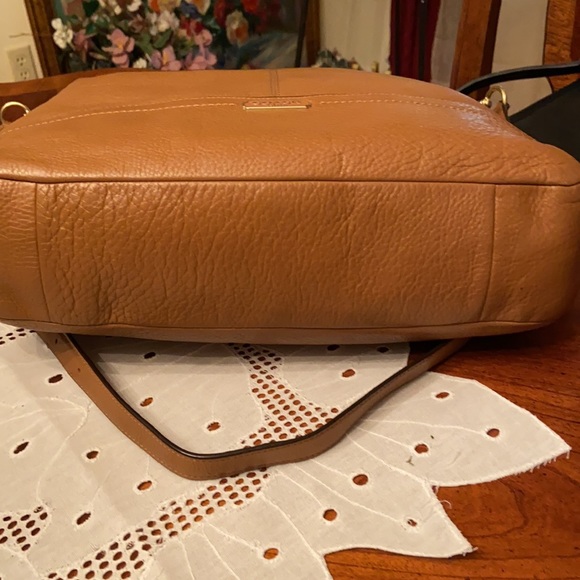Coach Handbag - Picture 3 of 3